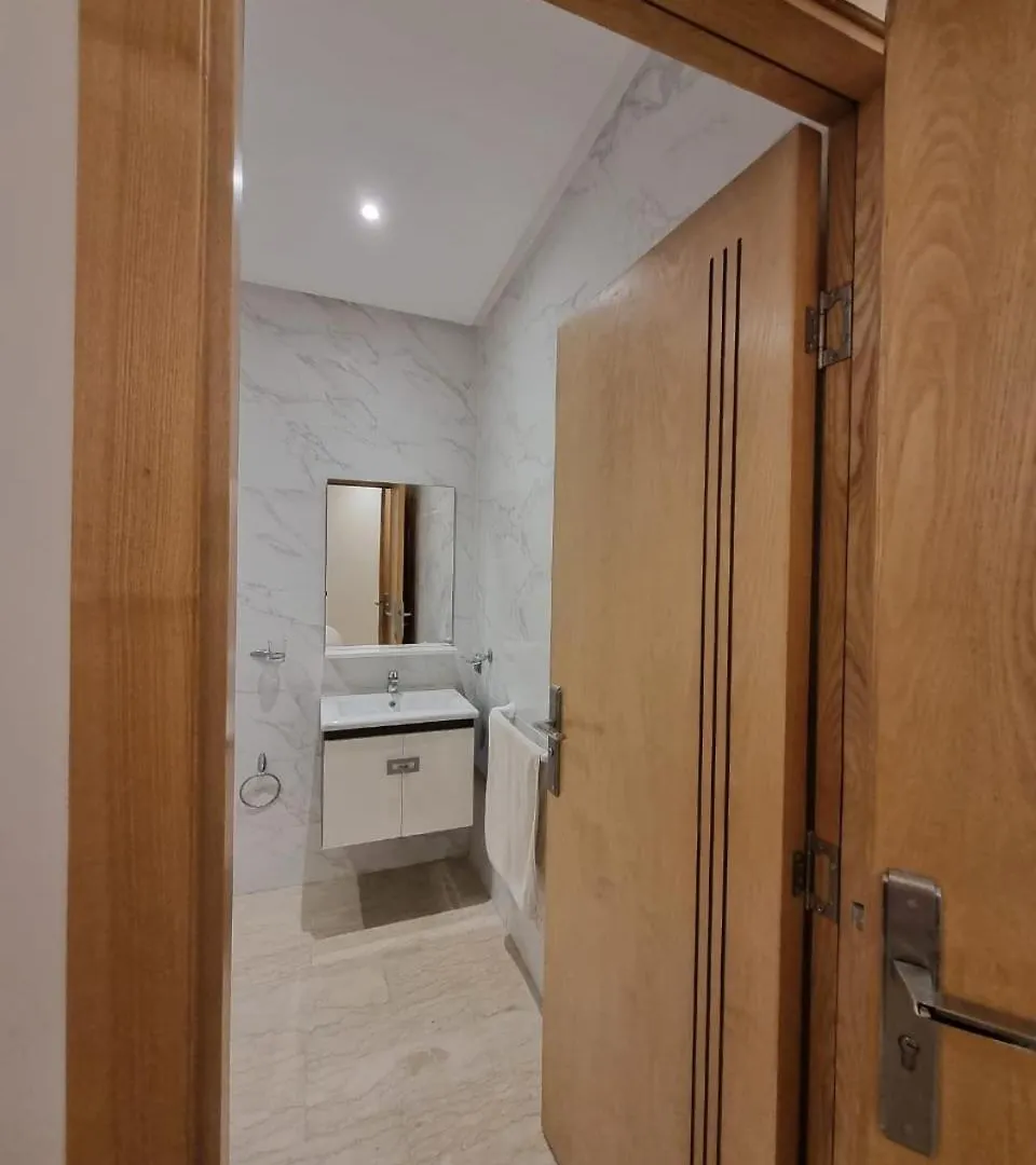 Cosy Apparts 2Br, In Downtown, Near Anoual Tramway Casablanca Morocco